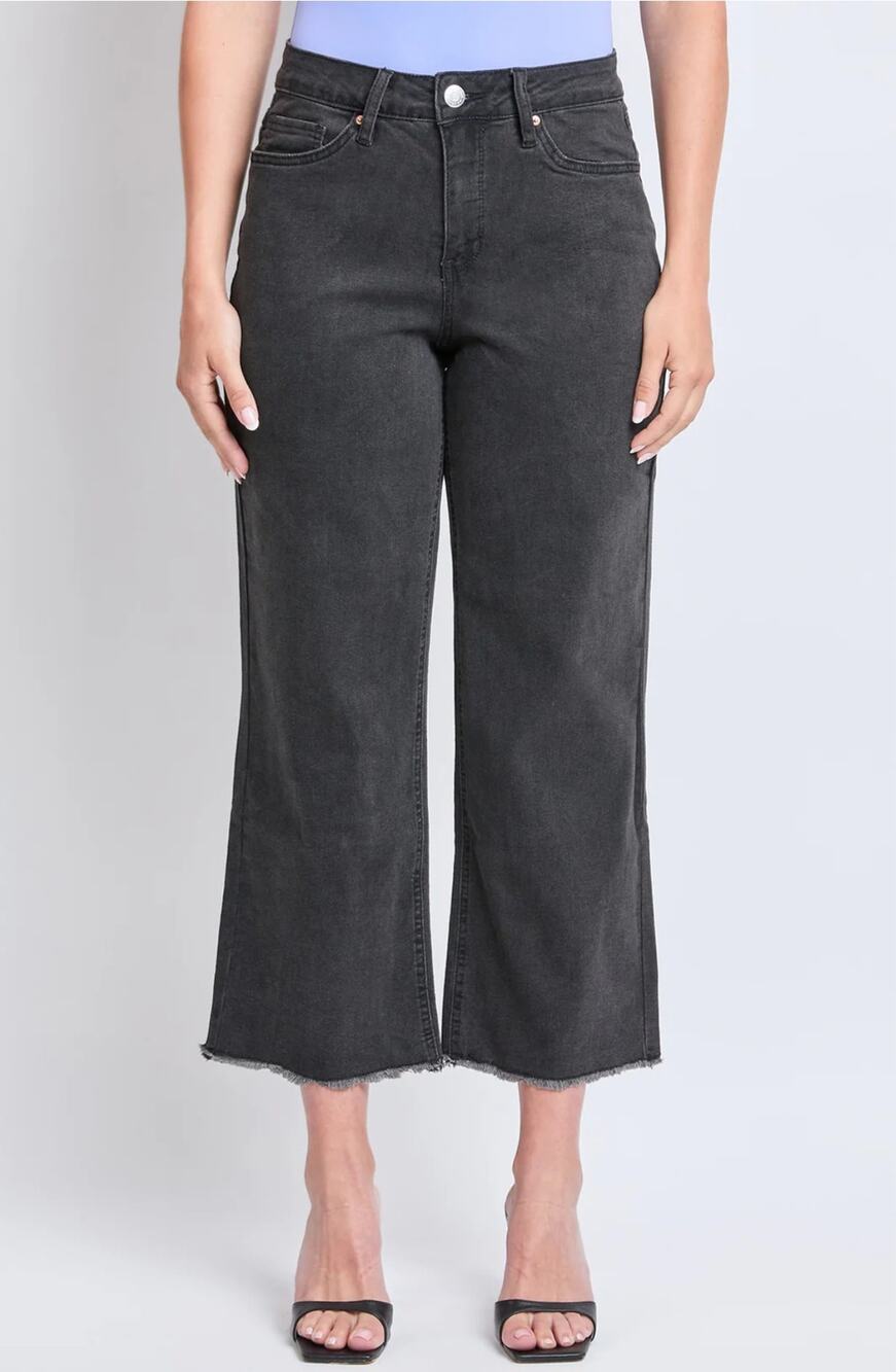 Royalty for Me Women's Size 12 Wide Leg Crop Jeans Raw Hem High Rise in Black